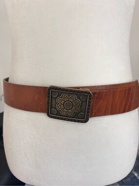 Vintage Cognac Brown Leather Belt with Antiqued Floral Buckle | Boho Western